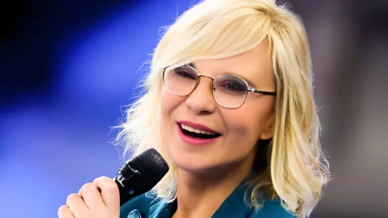 maria-de-filippi-dopo-il-secondogenito-di-raf-un-altro-cantante-figlio-di-ad-amici-una-clamorosa-indiscrezione