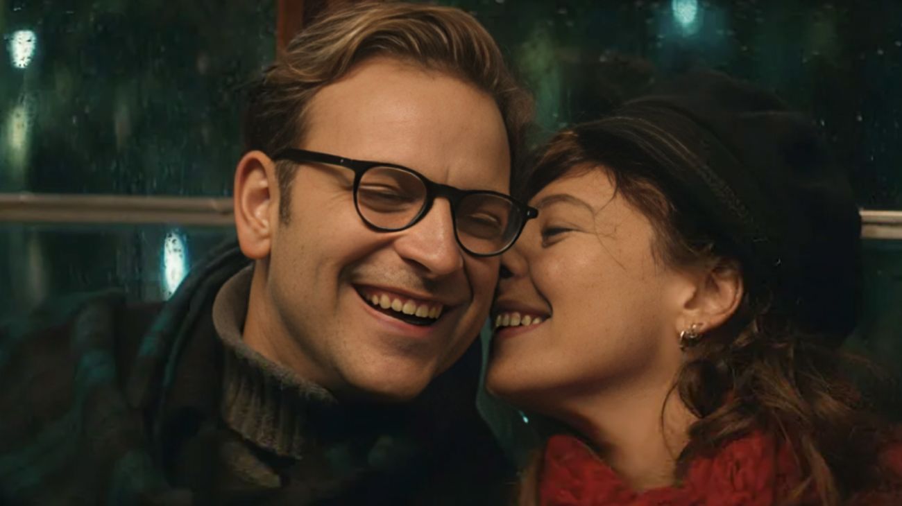 Alessandro Borghi e Jasmine Trinca in Supereroi, su Netflix