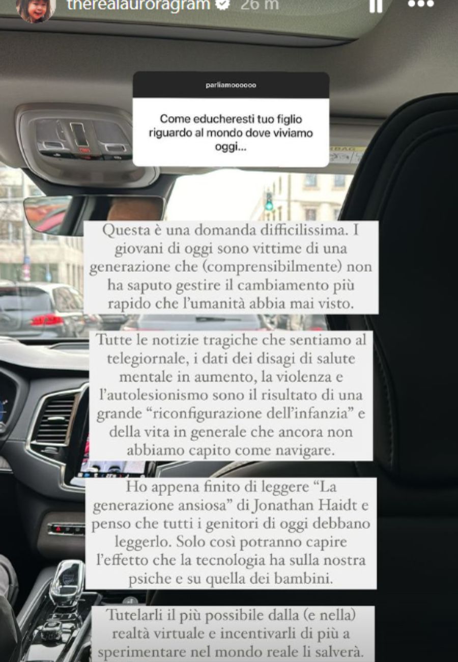 Dal profilo social di Aurora Ramazzotti, la risposta ad una fan