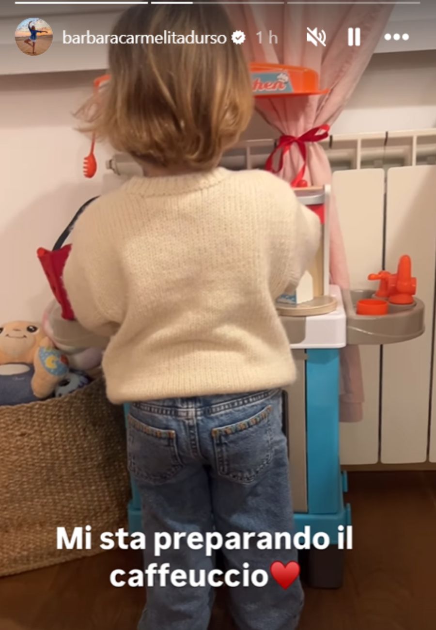 Dal profilo social di Barbara D'Urso, la foto della nipotina Matilde