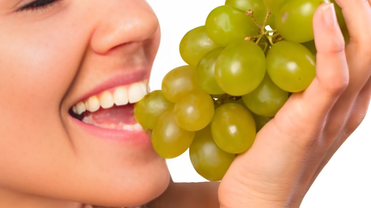 Capodanno, mangiare l'uva è una tradizione da seguire per trovare l'anima gemella