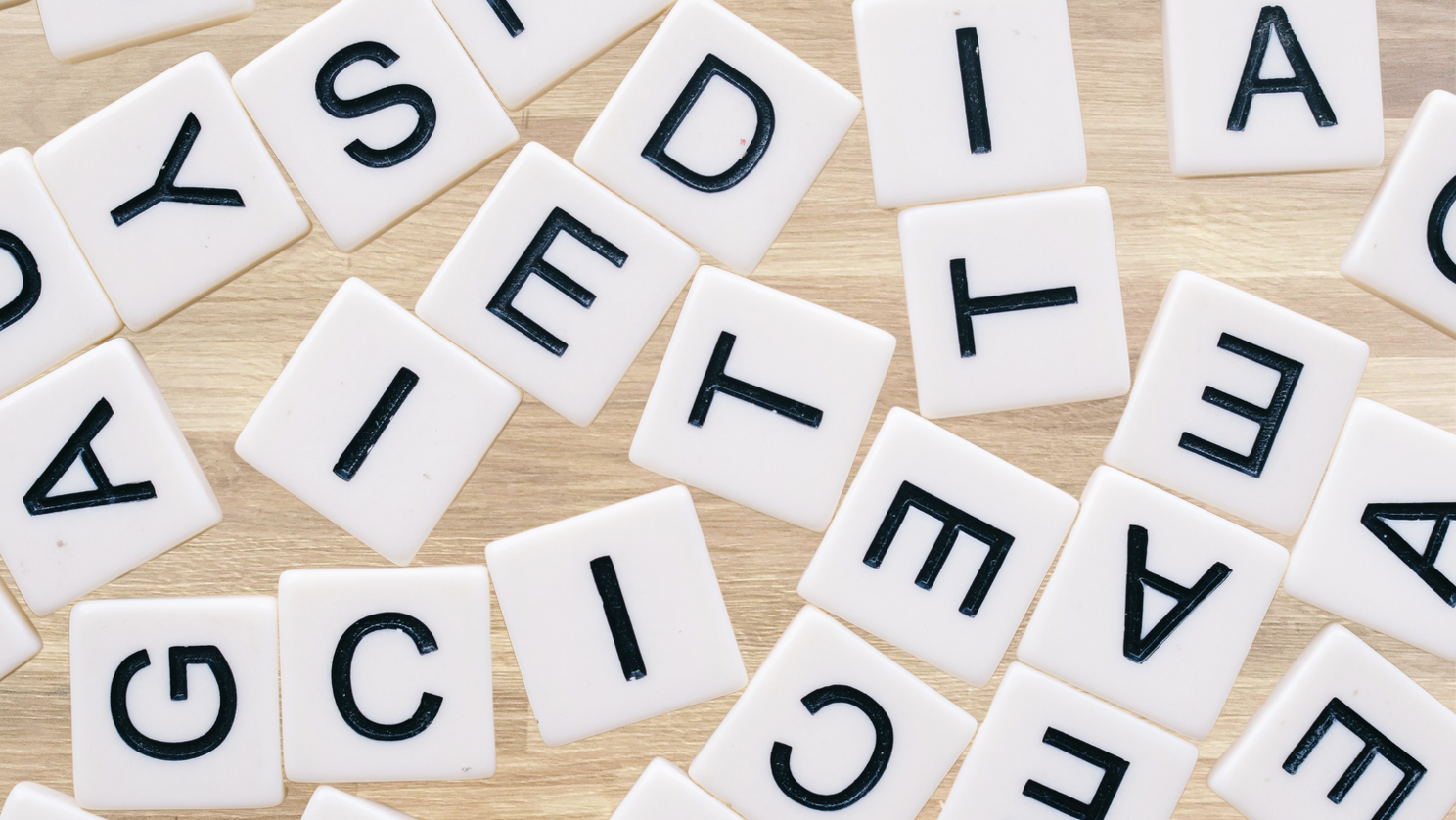 le-5-parole-che-le-persone-sagge-ripetono-spesso-secondo-la-psicologia-le-dici-anche-tu1