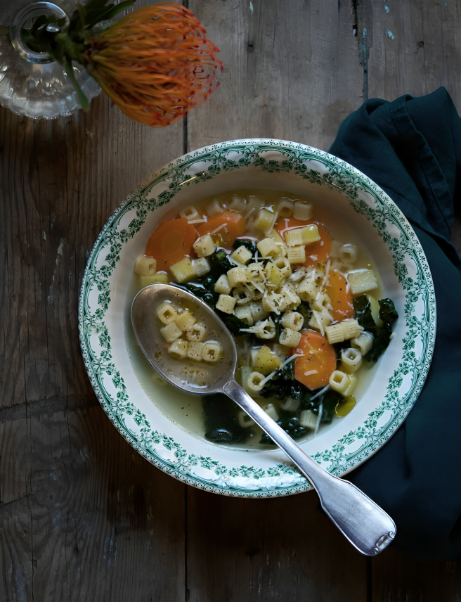 Minestra di verdure con i cubetti