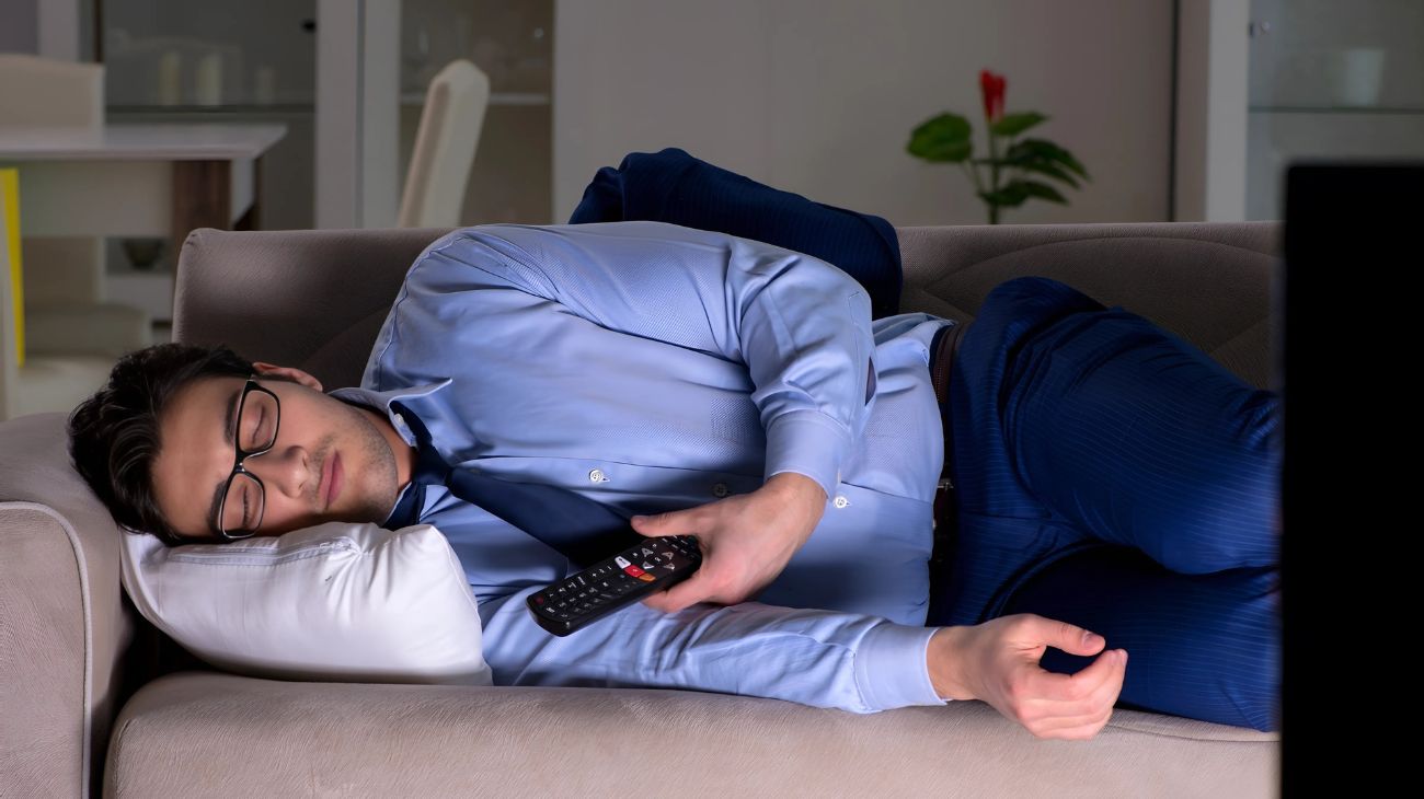 dormire televisione accesa cosa significa