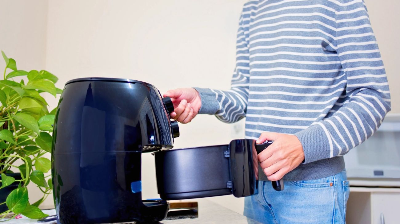 friggitrice aria bicchiere acqua