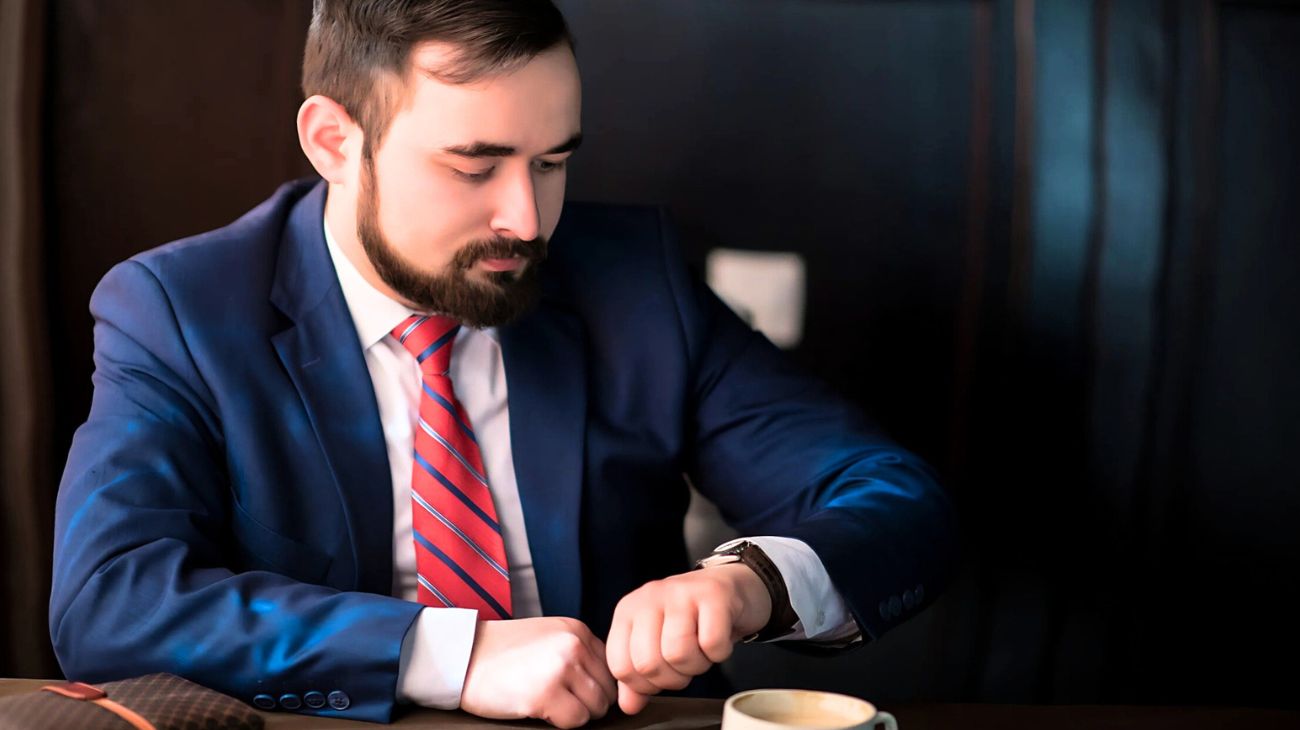 Cosa significa mettere l'orologio avanti di 5 minuti