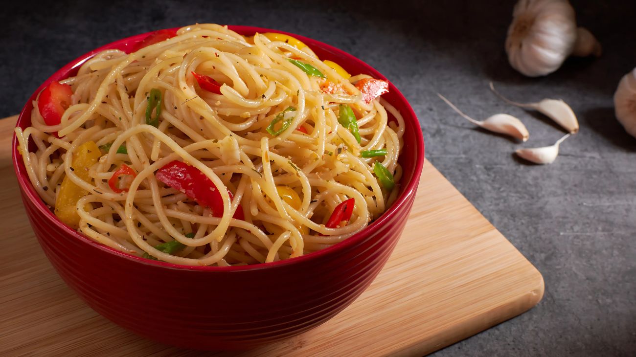Spaghetti alla crema di peperoni e noci
