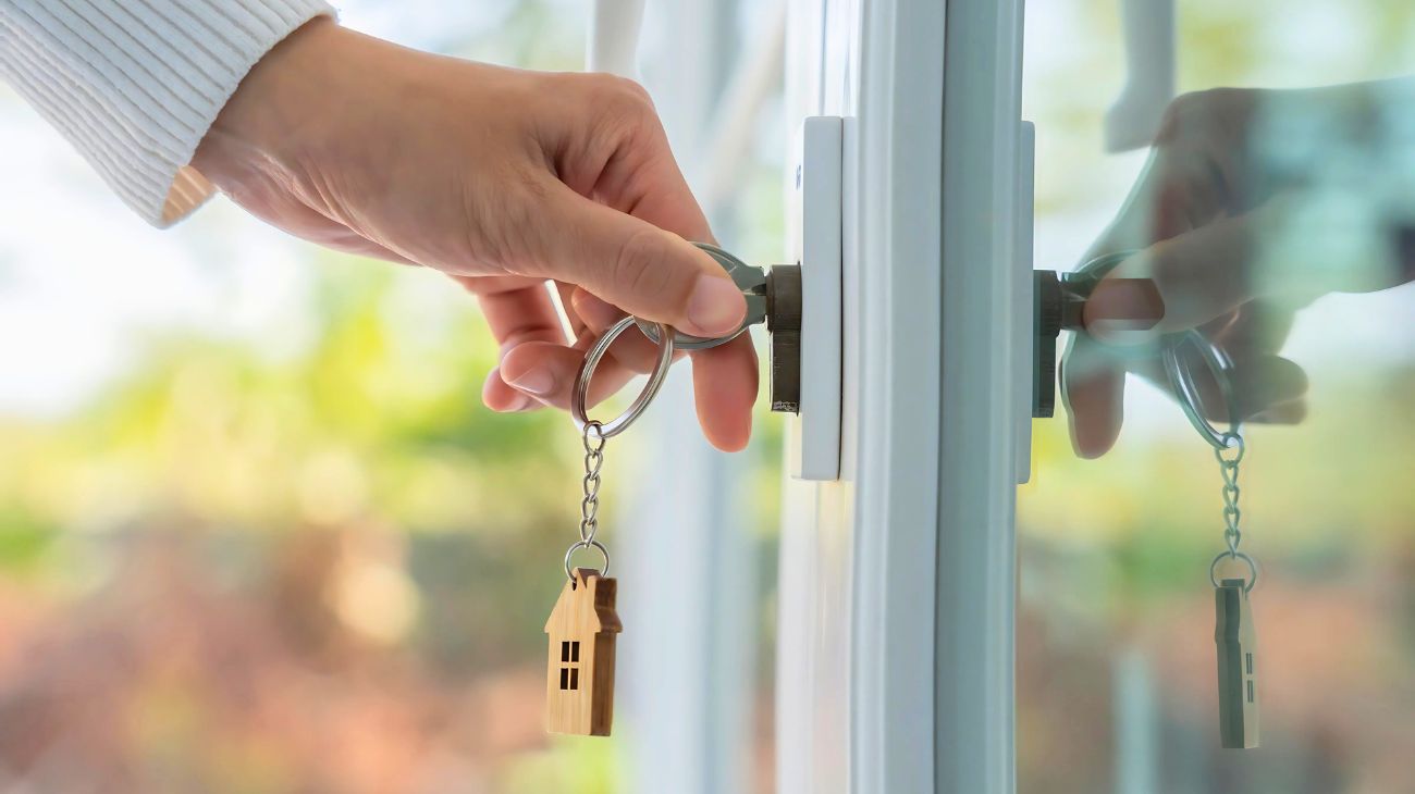 Perché chiudi la porta e la riapri subito per controllare