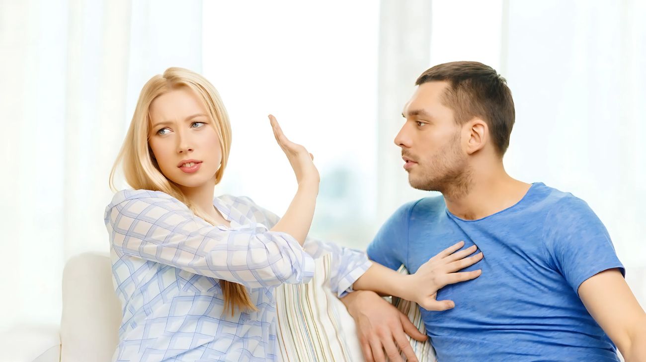 Coppie che litigano ne weekend