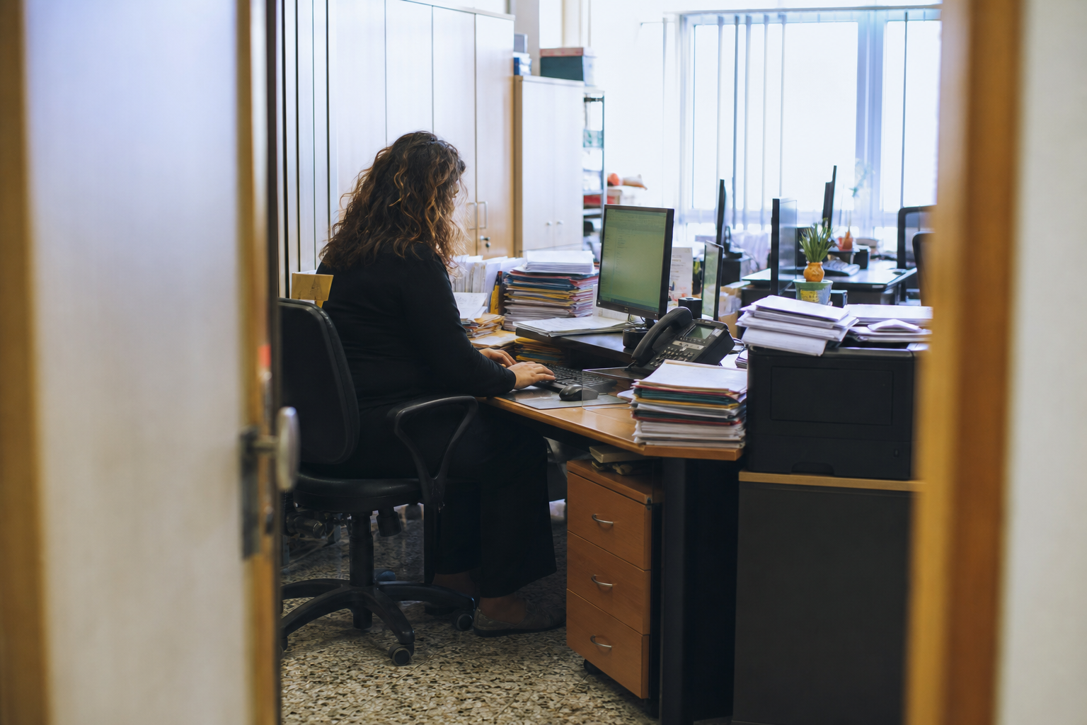 DSGA, restano 971 posti scoperti per il 2026/27: FLC CGIL scrive a Valditara, Anief chiede graduatoria nazionale